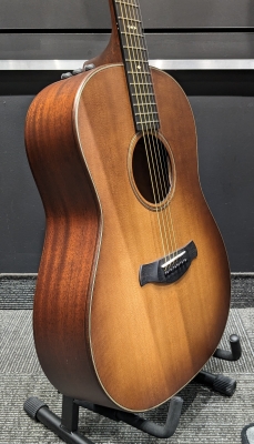 Taylor Builder's Edition 517e Grand Pacific Spruce/Mahogany Acoustic/Electric - Wild Honey Burst 4